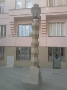 cubistlampost.jpg